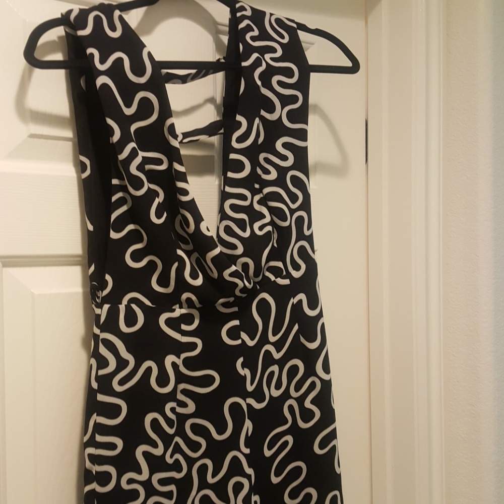 Like new little black short paint jumpwr